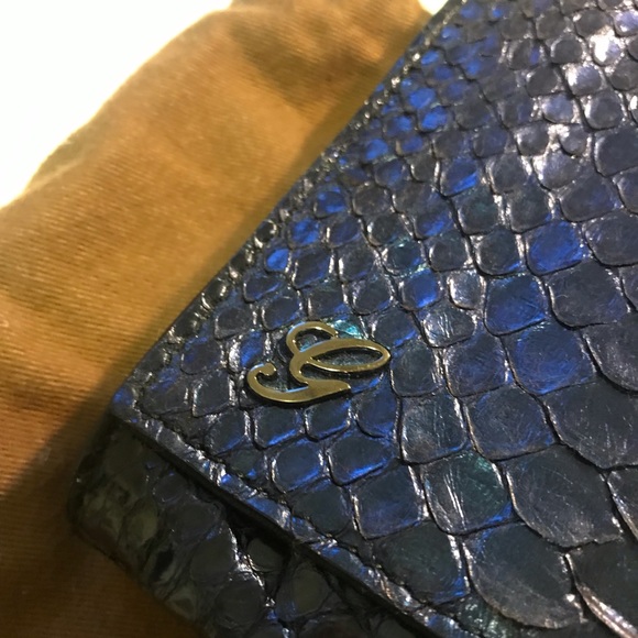 Gucci | RARE Blue Soft Python Large Clutch - Picture 3 of 8